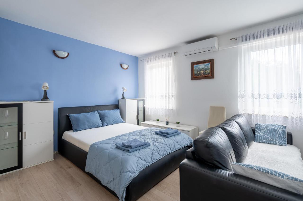 Studio Tommy 2 Rovinj Extérieur photo